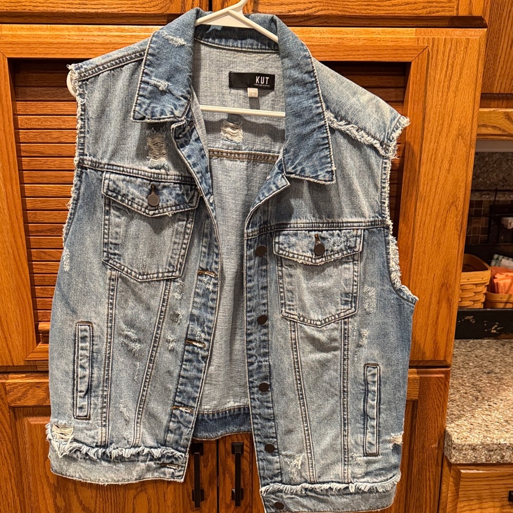 Kut from the Kloth Light Blue Distressed Denim Vest